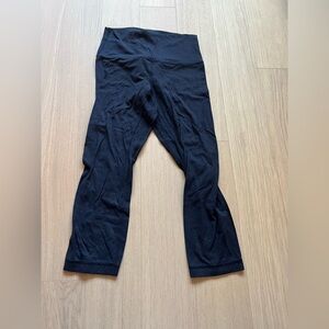 Lululemon Black Leopard Print High-Rise Cropped Leggings. Size 6.
